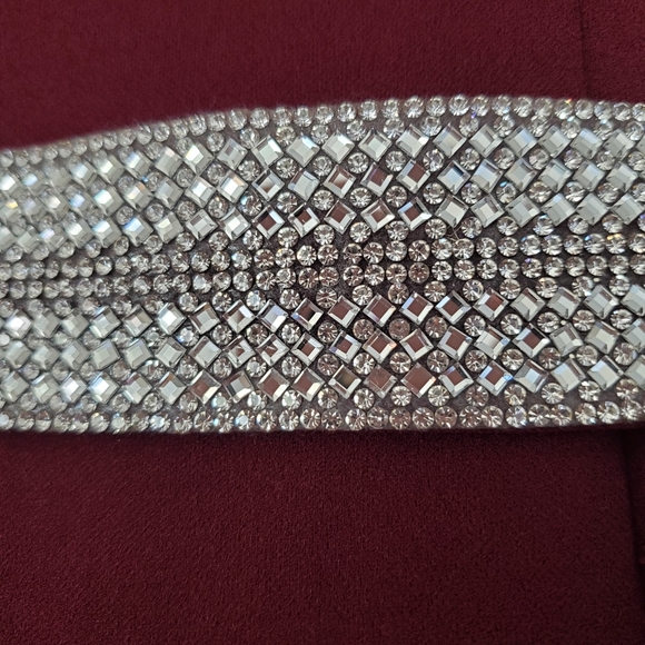 Burgundy long bridesmaids gown dress with train - Picture 6 of 8